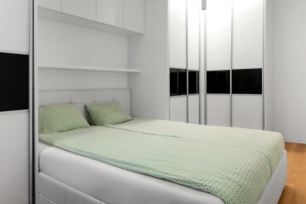 Flexible Selfcheckins 7 - Zagreb - Garage - Electric Vehicle Ccharger - Loggia - New - Luxury - Apartments Repinc 7 Eksteriør billede