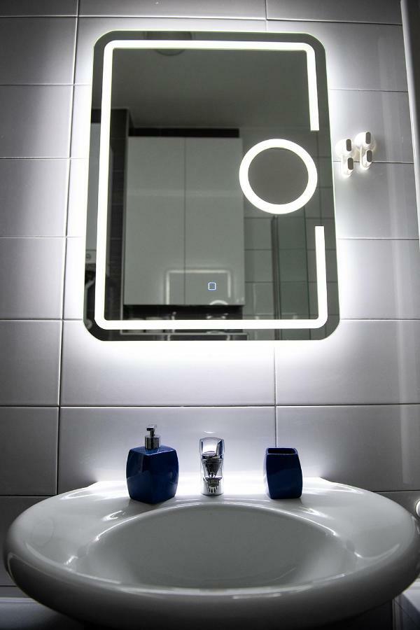 Flexible Selfcheckins 7 - Zagreb - Garage - Electric Vehicle Ccharger - Loggia - New - Luxury - Apartments Repinc 7 Eksteriør billede
